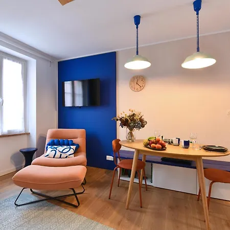 Apartment Soon - Wood